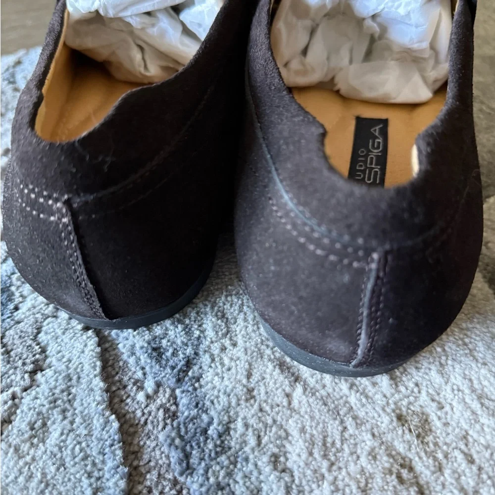 Elegant Dark Brown Suede Loafers